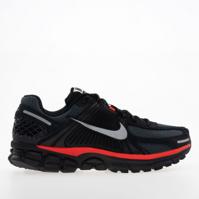 Мужская обувь Nike Zoom Vomero 5 HV2527-002 - черные