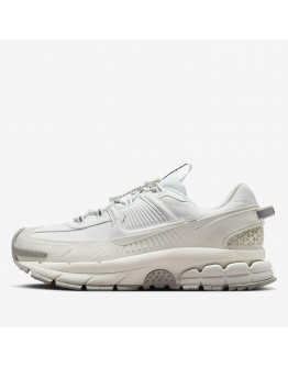 Женские кроссовки Nike Zoom Vomero Roam HV6410-100 - белые