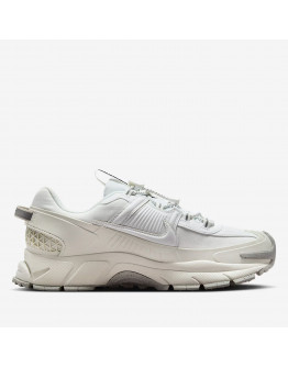 Женские кроссовки Nike Zoom Vomero Roam HV6410-100 - белые