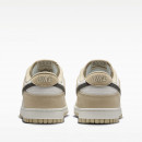 Мужская обувь Nike Dunk Low IB3079-200 - бежево-белые