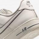 Мужские кроссовки Nike Air Force 1 '07 IB7677-101 - белые