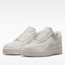 Мужская обувь Nike Air Force 1 '07 IH1698-003 - белые