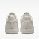 Мужская обувь Nike Air Force 1 '07 IH1698-003 - белые