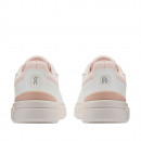 Женские кроссовки On The Roger Advantage 3WF30392349 - белые