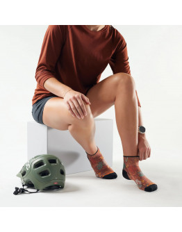 Женские носки Smartwool Bike Paisley Print Ankle 003103J331 - красные