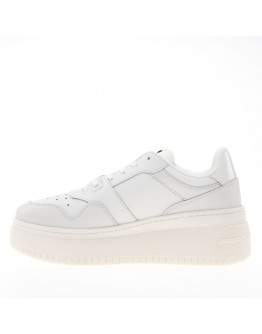 Обувь Tommy Jeans TJW Retro Flatform Charm EN0EN02421-YBL - белые